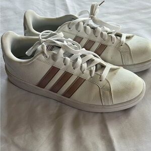 Women’s adidas size 10 white and pink shoes